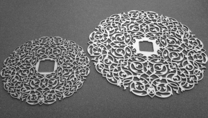 Laser cutting of stainless steel